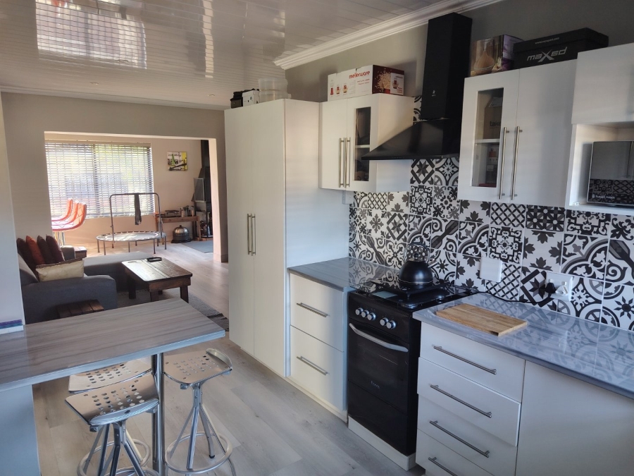 2 Bedroom Property for Sale in Walmer Downs Eastern Cape